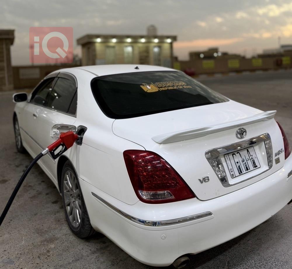 تۆیۆتا کراون